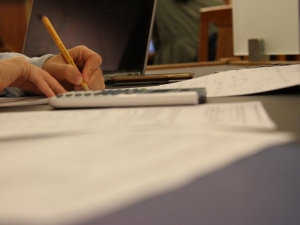 tudents stayed in Perkins into the early hours of the morning, tediously preparing for the week's exams.  Photo by Mary Helen Wood | The Chronicle